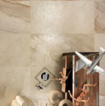 Beige Exper. Living