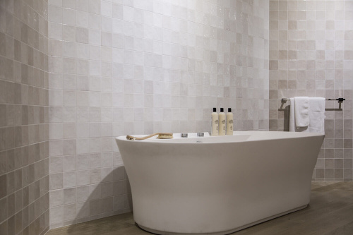 Porcelanosa Ronda Red 20x31,6 - керамическая плитка и керамогранит